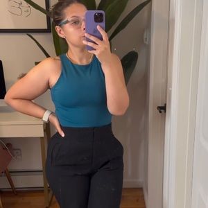 💙Small Teal Blue Express Body Contour Compression High Round Neck Cropped Tank💙